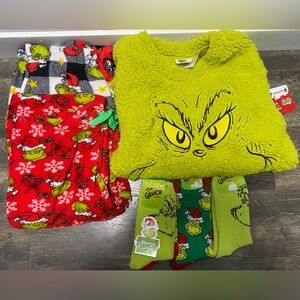 3 piece small Grinch pajamas and socks lot